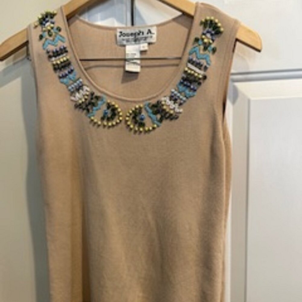 Women's Top Beige with Beaded Trim Around Neck Sleeveless Large Brand: Joseph A.